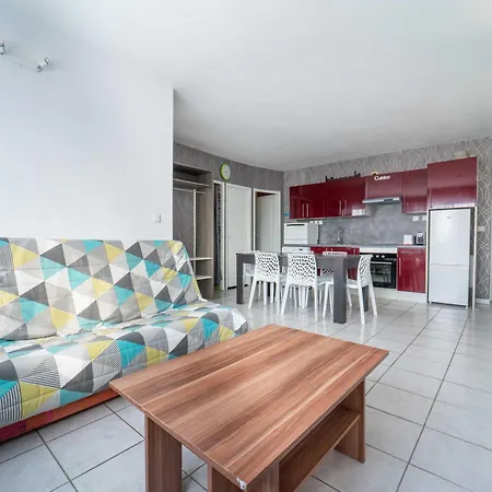 Apartment 6 Pers Au Coeur De - Fr-1-50-168